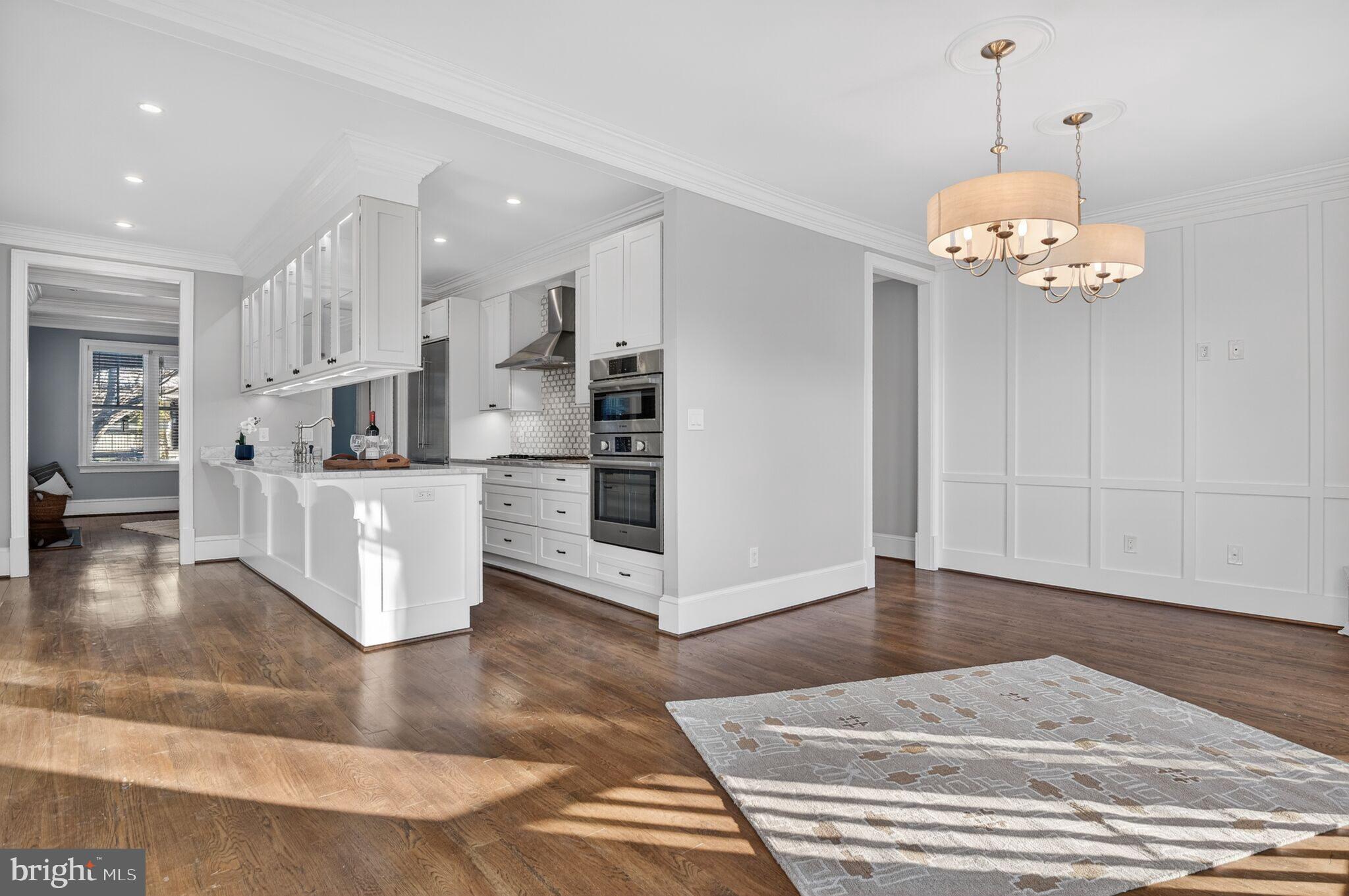 2820 BELLEVUE TERRACE NW