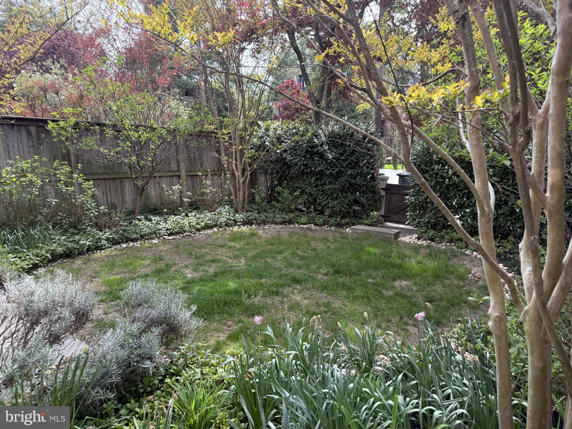 2820 BELLEVUE TERRACE NW