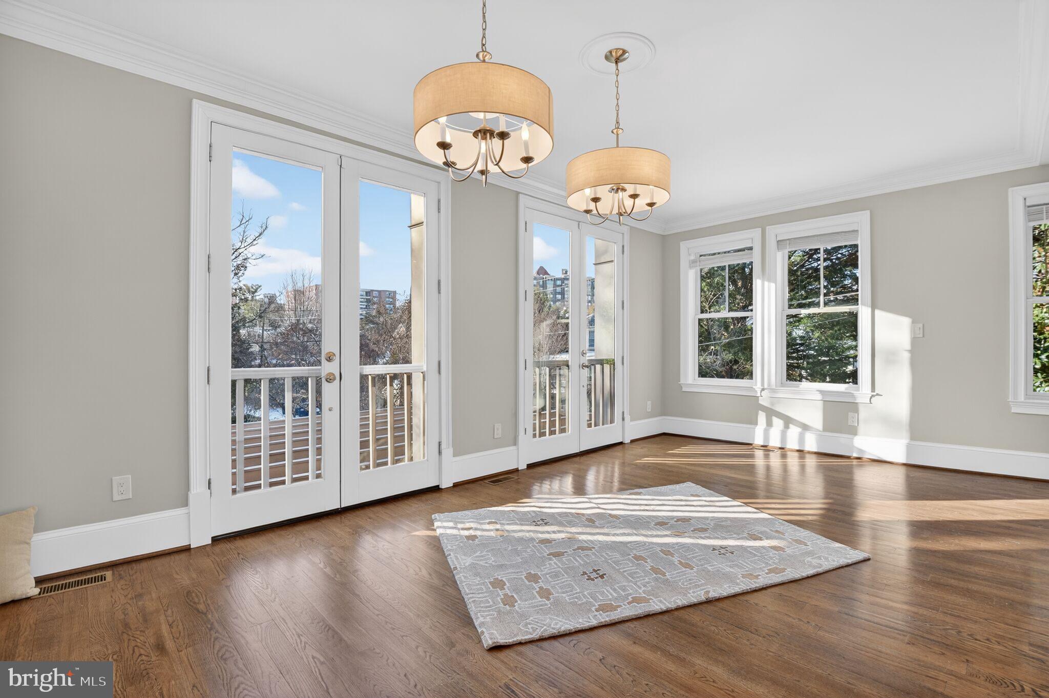 2820 BELLEVUE TERRACE NW