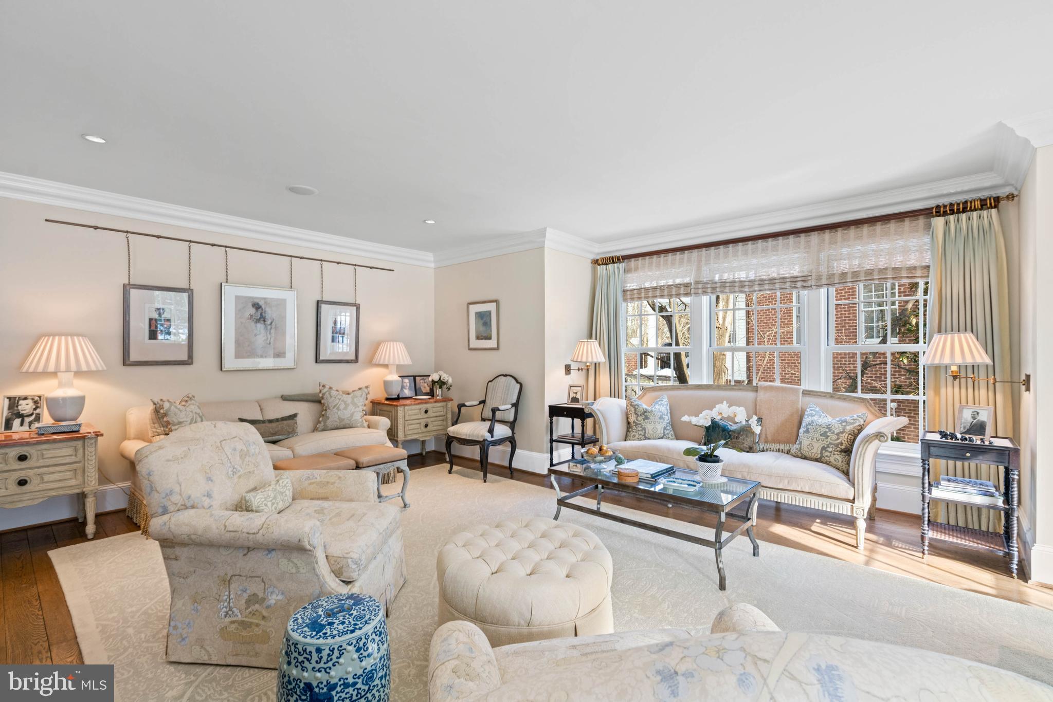 4641 DEXTER STREET NW