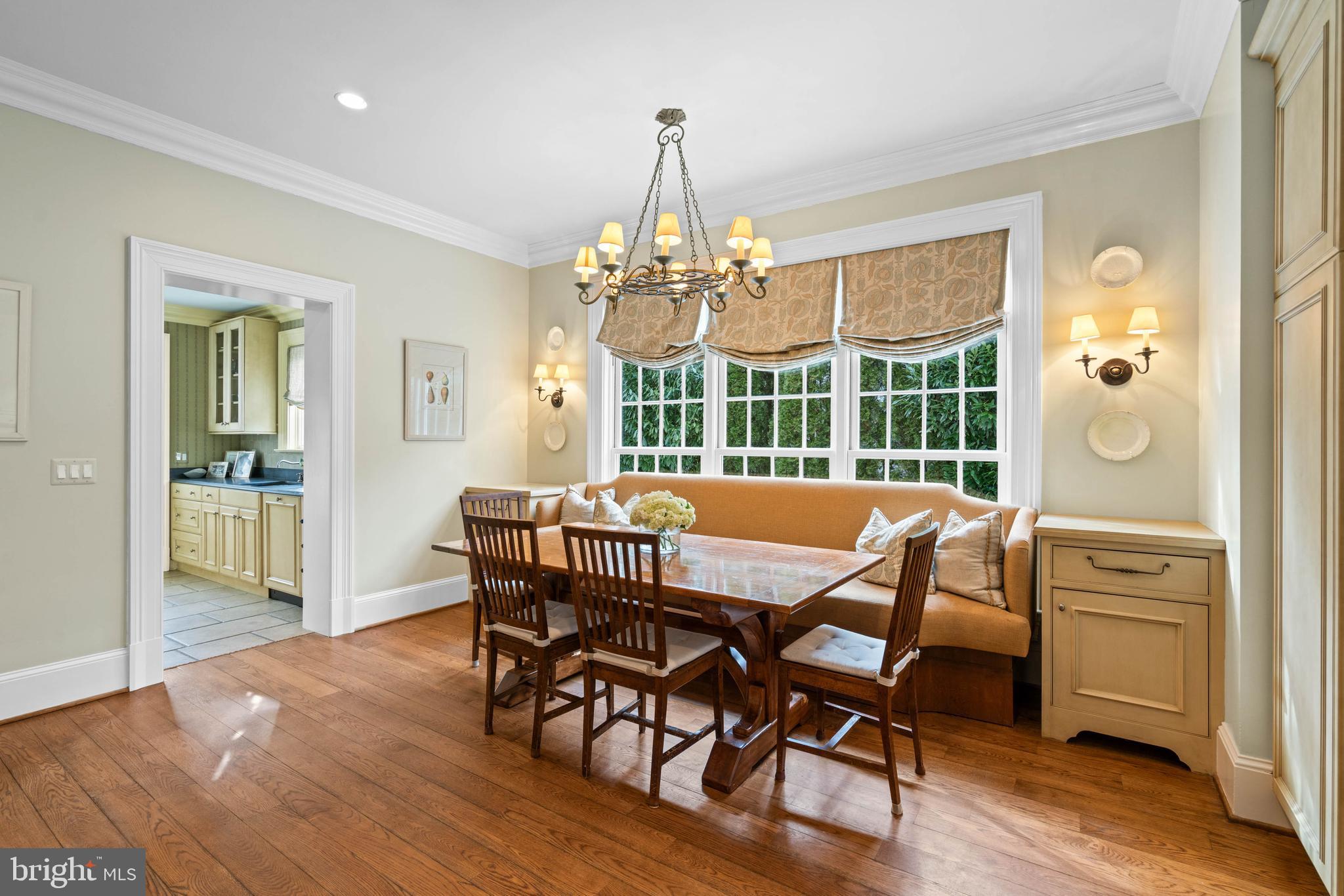 4641 DEXTER STREET NW