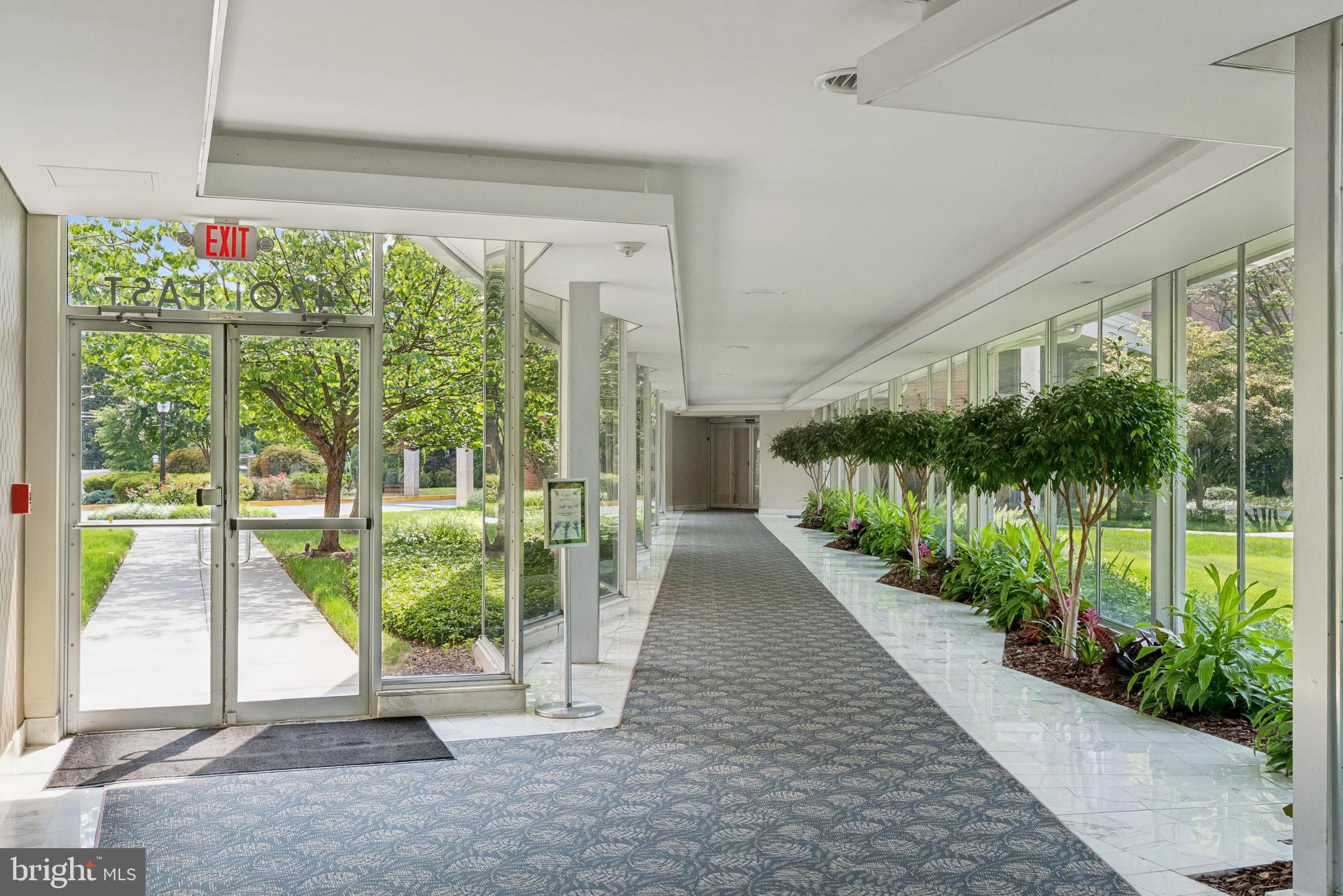 4201 CATHEDRAL AVENUE NW 808E