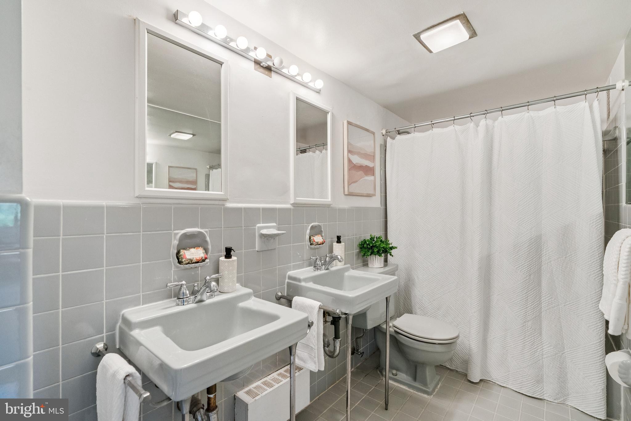 4201 CATHEDRAL AVENUE NW 808E