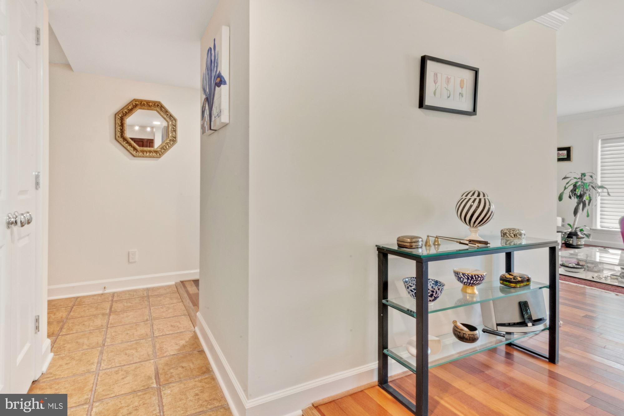1080 WISCONSIN AVENUE NW 405