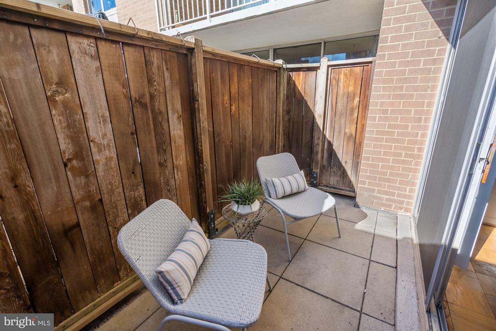 3001 VEAZEY TERRACE NW 528