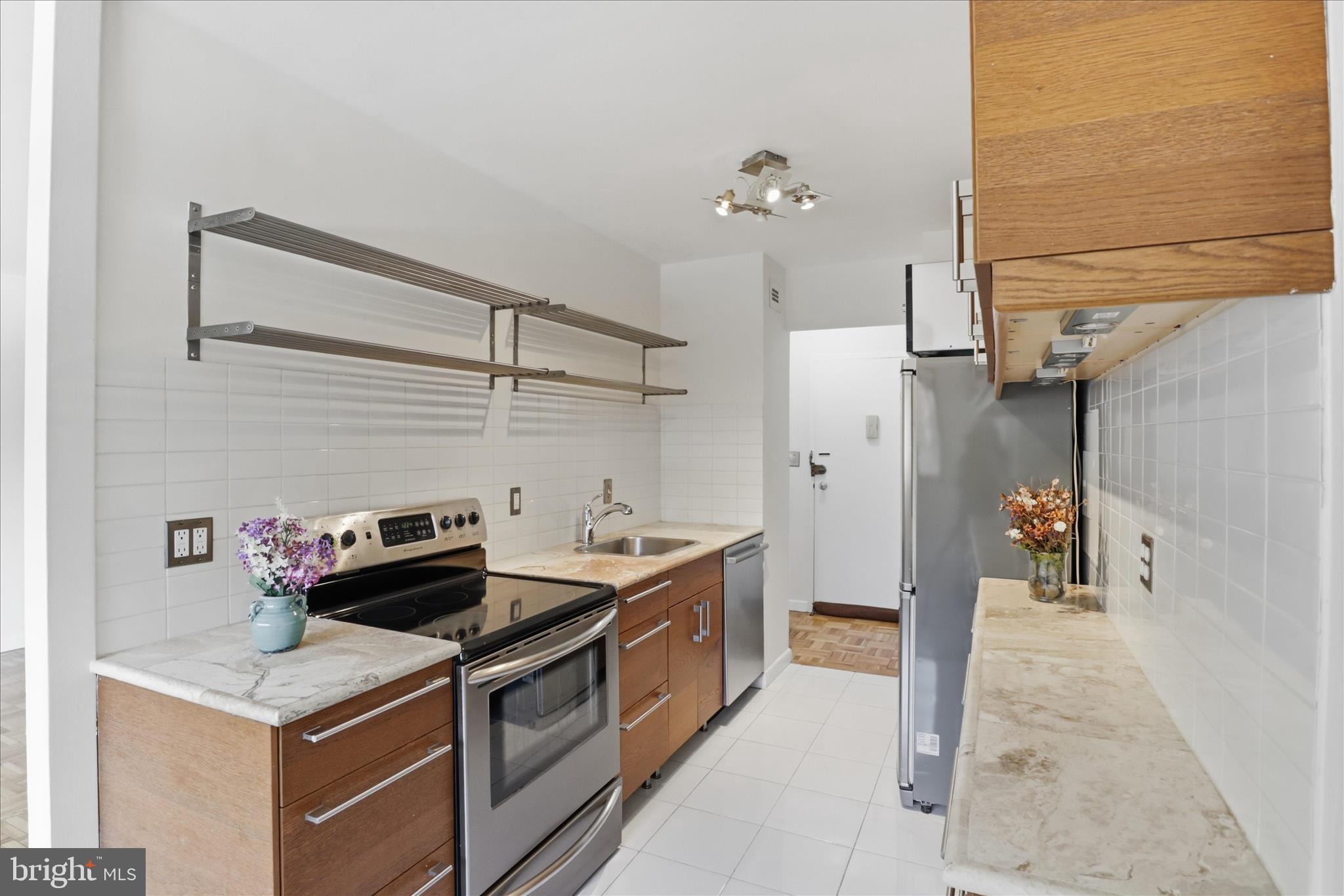 4600 CONNECTICUT AVENUE NW 423