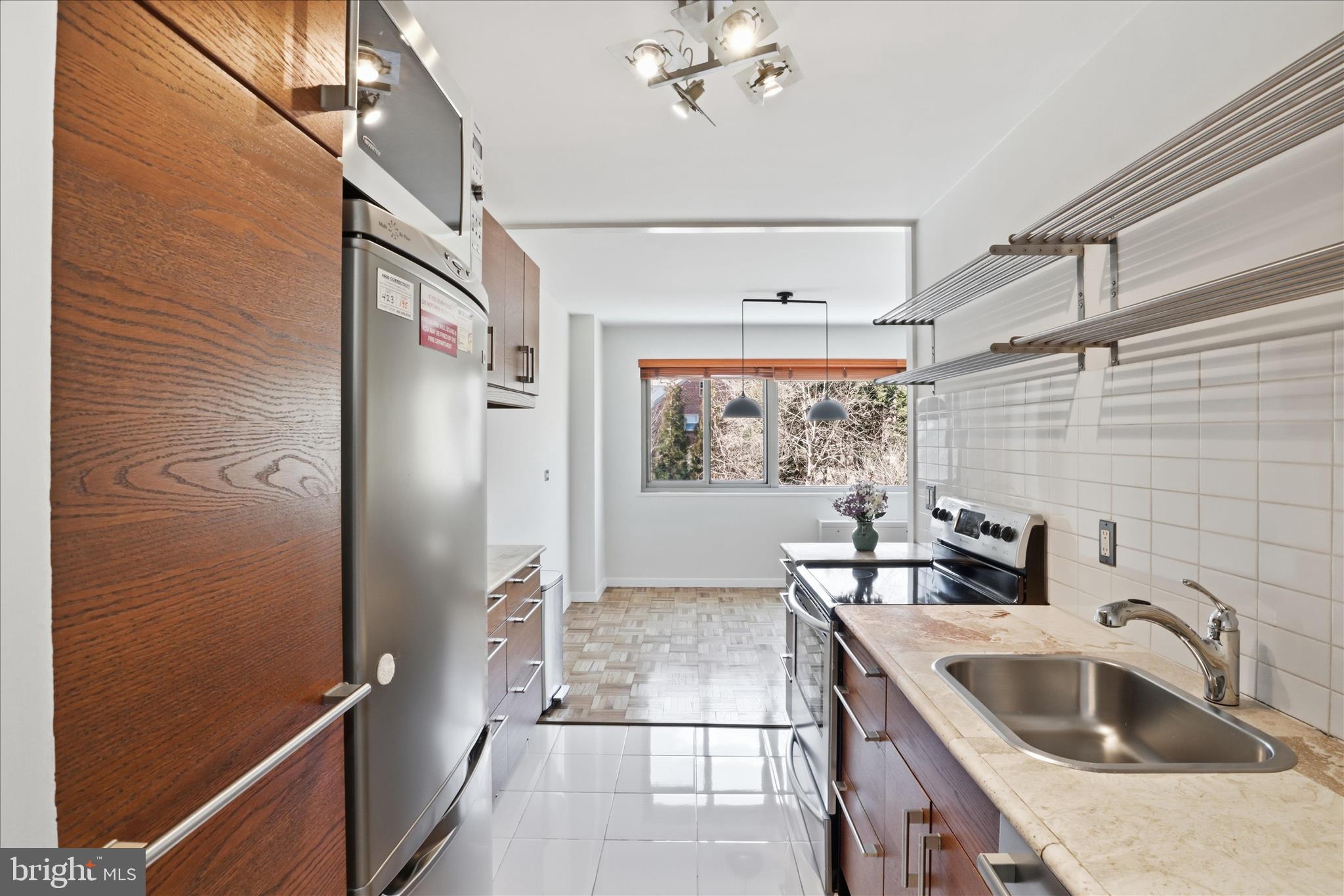 4600 CONNECTICUT AVENUE NW 423