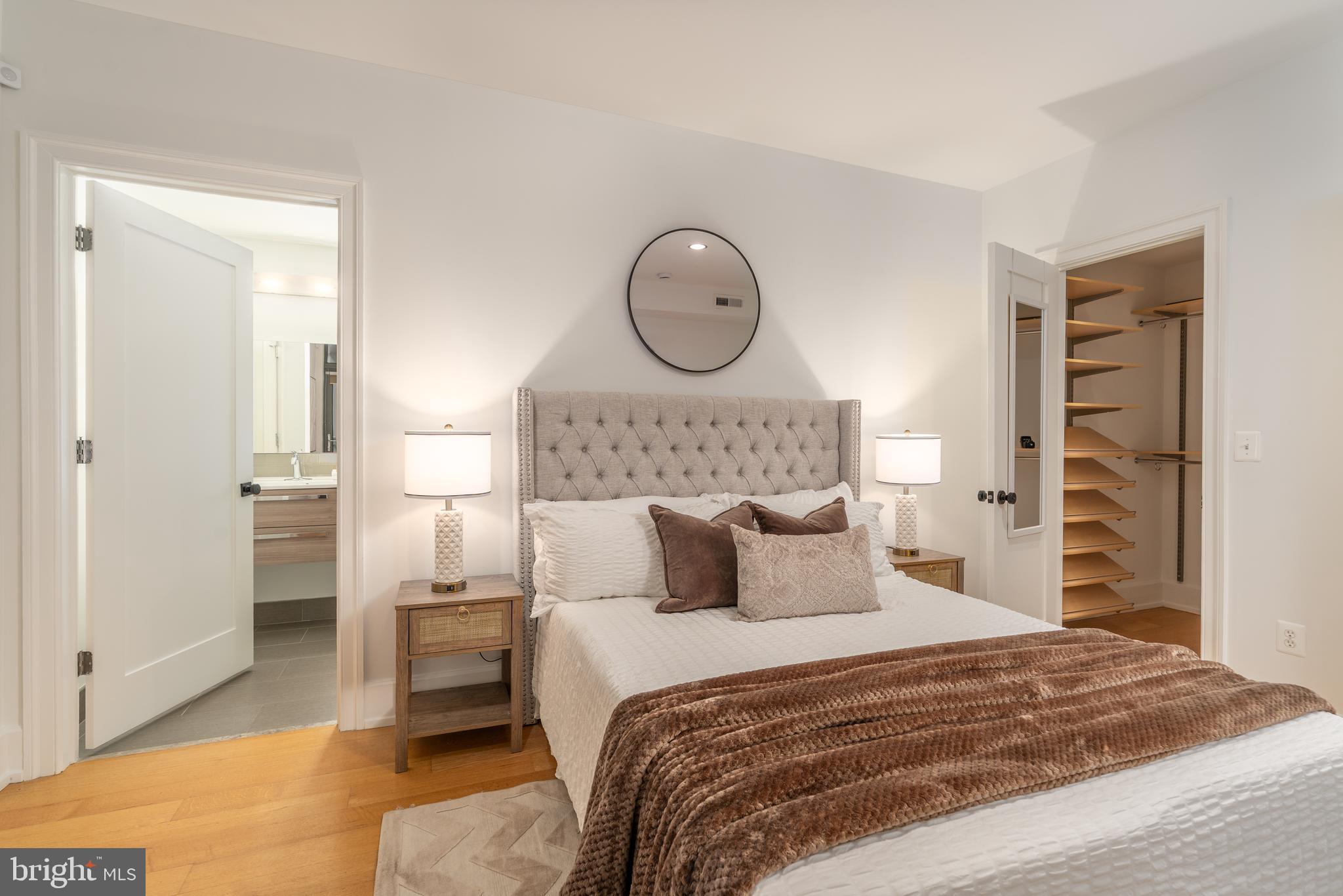 2516 Q STREET NW E102