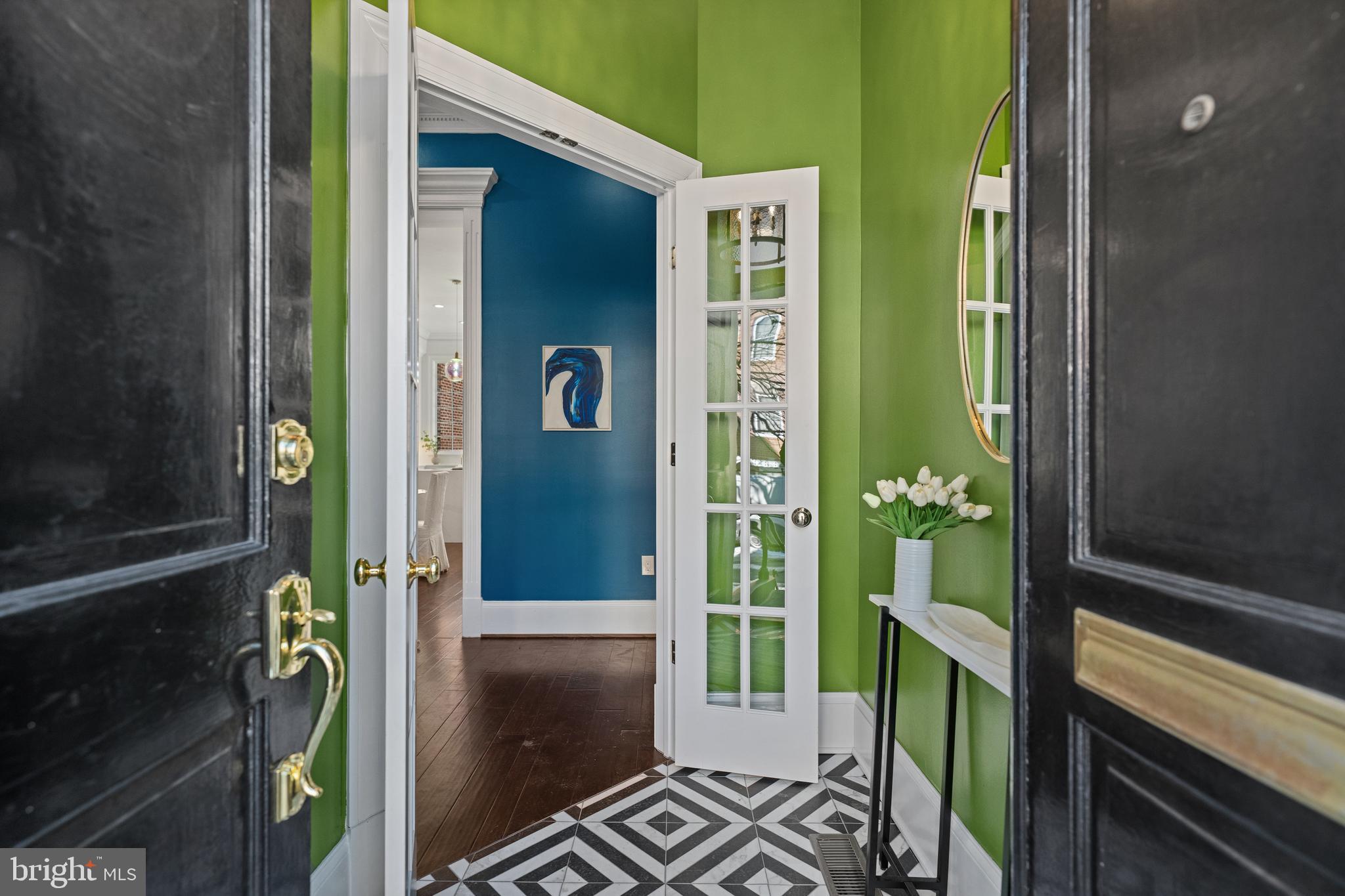 2012 HILLYER PLACE NW