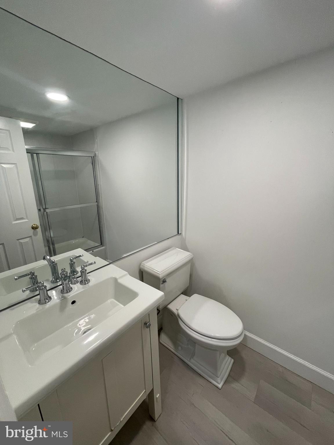 2012 HILLYER PLACE NW