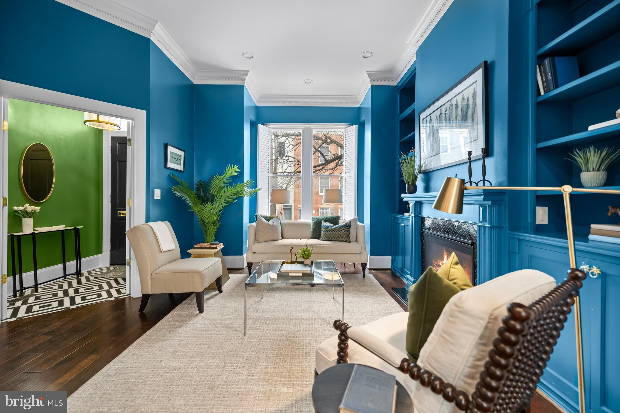 2012 HILLYER PLACE NW