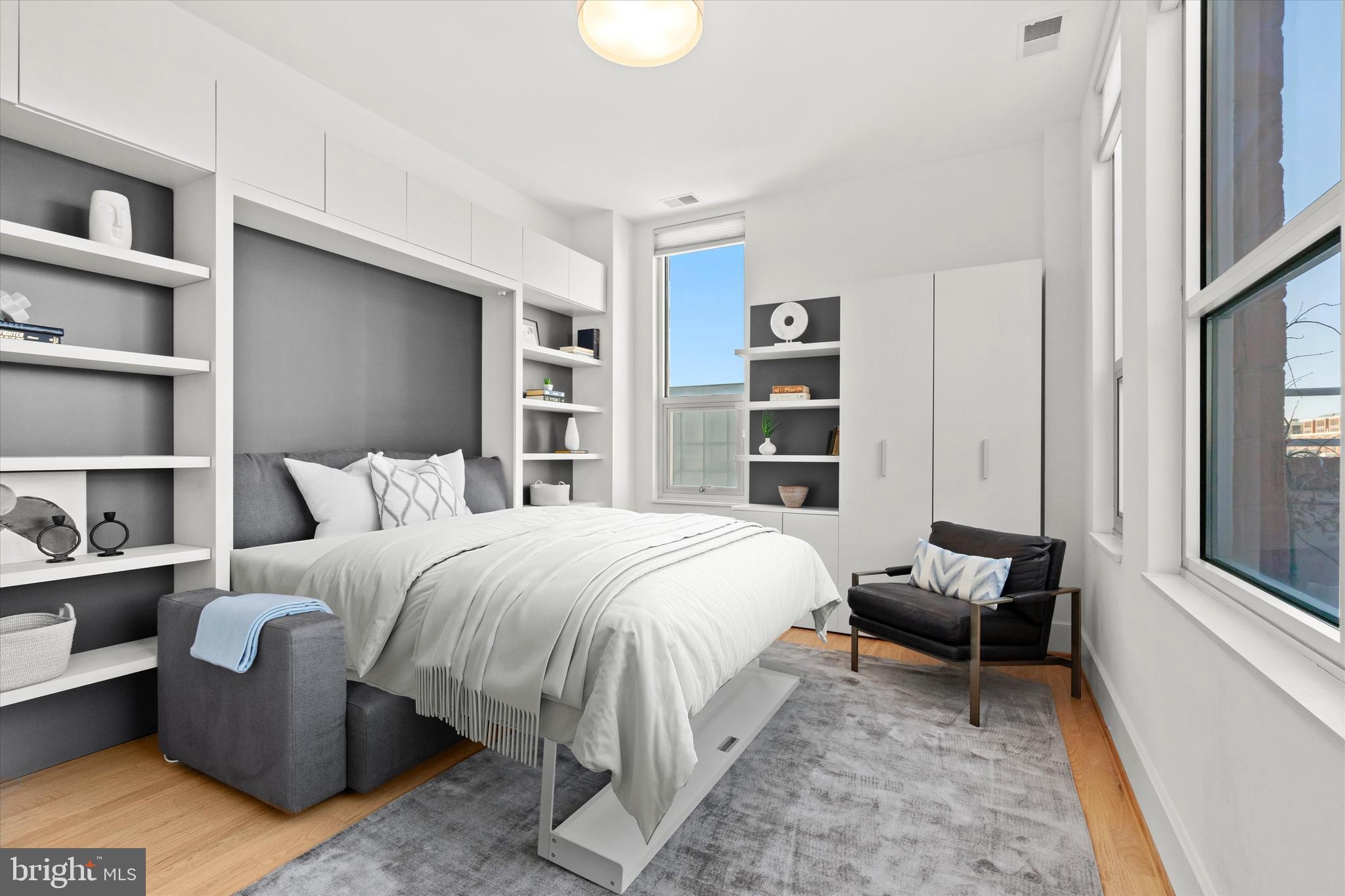 2100 11TH STREET NW PH6