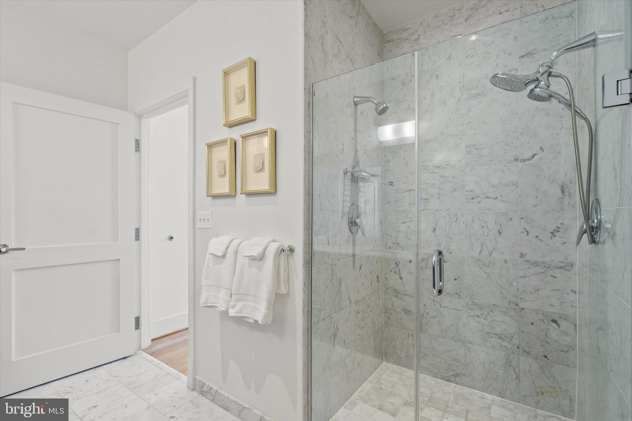 2100 11TH STREET NW PH6