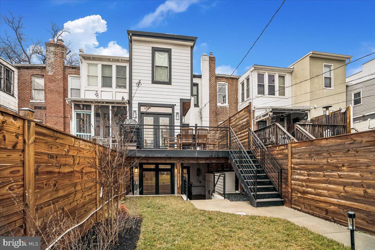 522 NW TAYLOR STREET NW