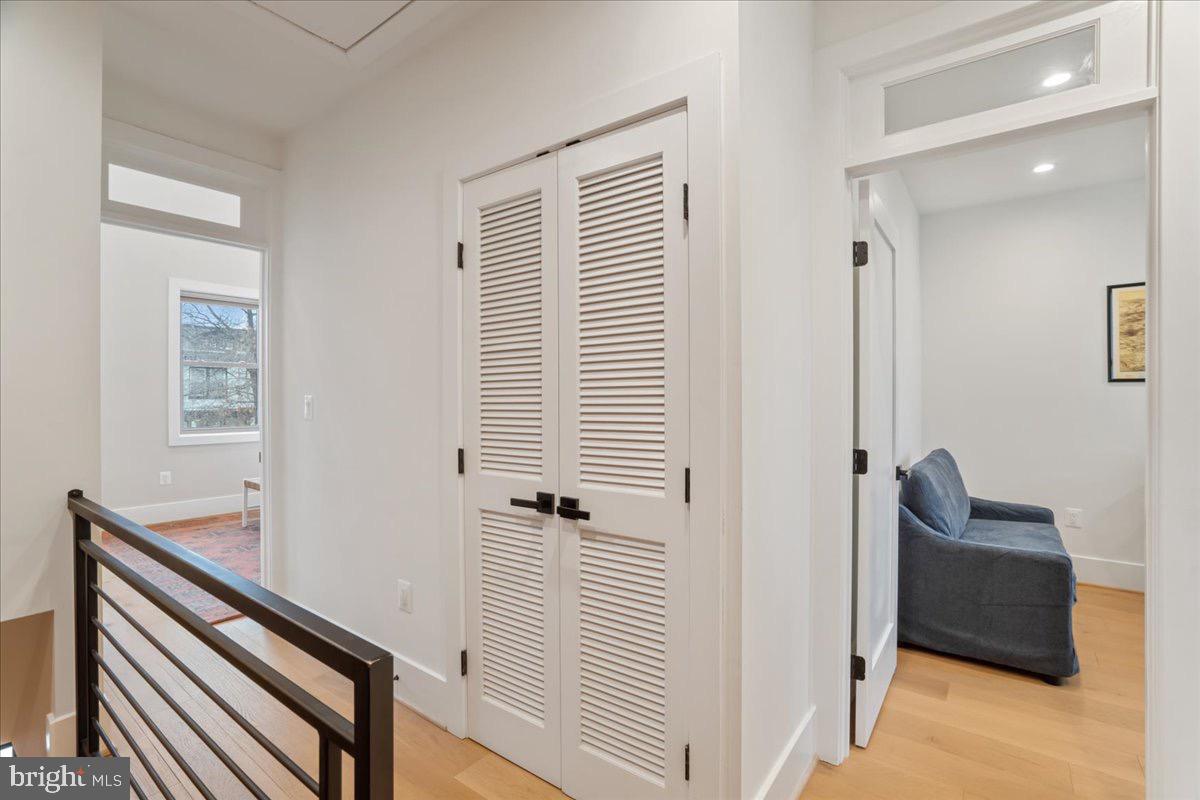 522 NW TAYLOR STREET NW