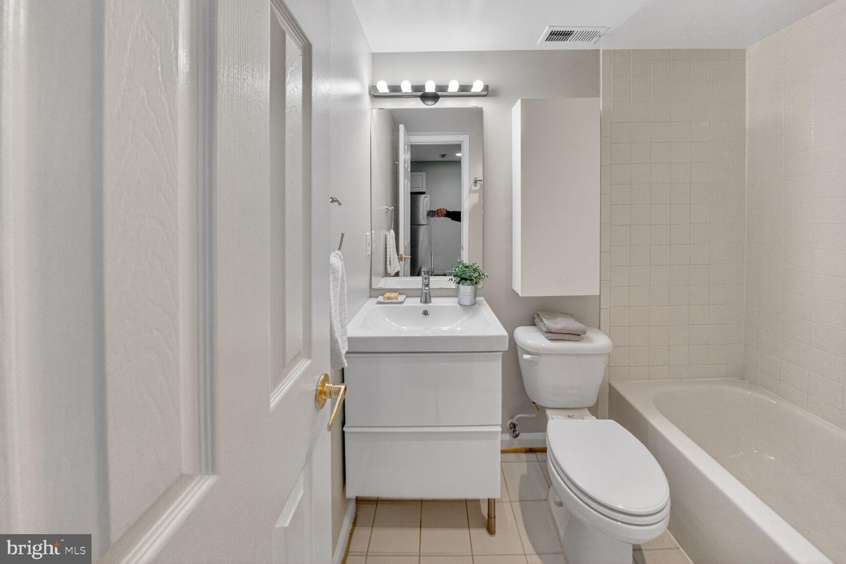 46 NW FLORIDA AVENUE NW