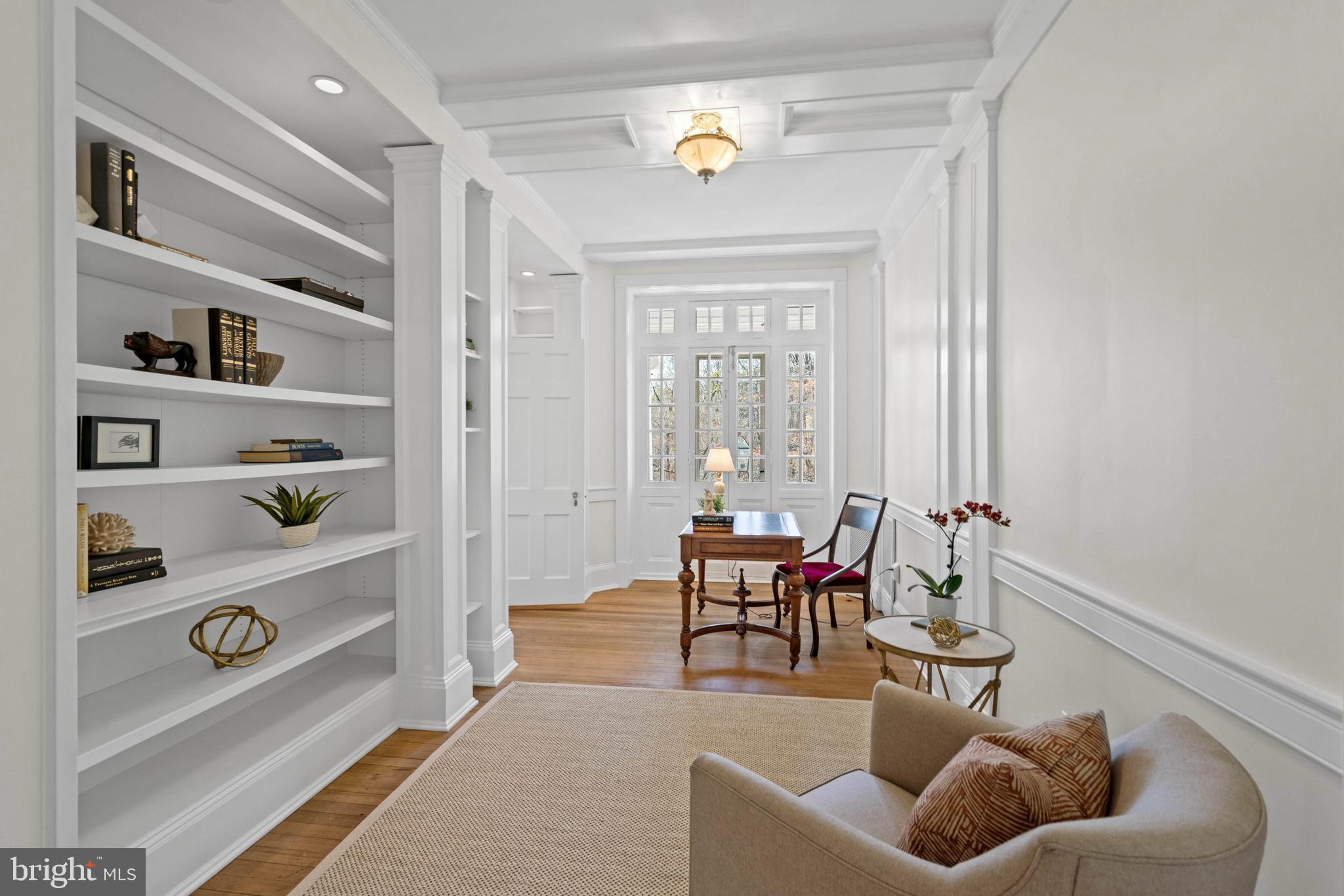 2325 PORTER STREET NW