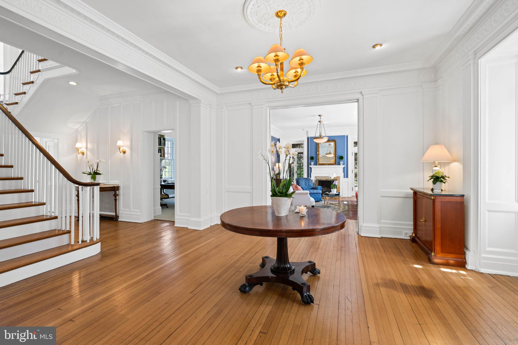 2325 PORTER STREET NW