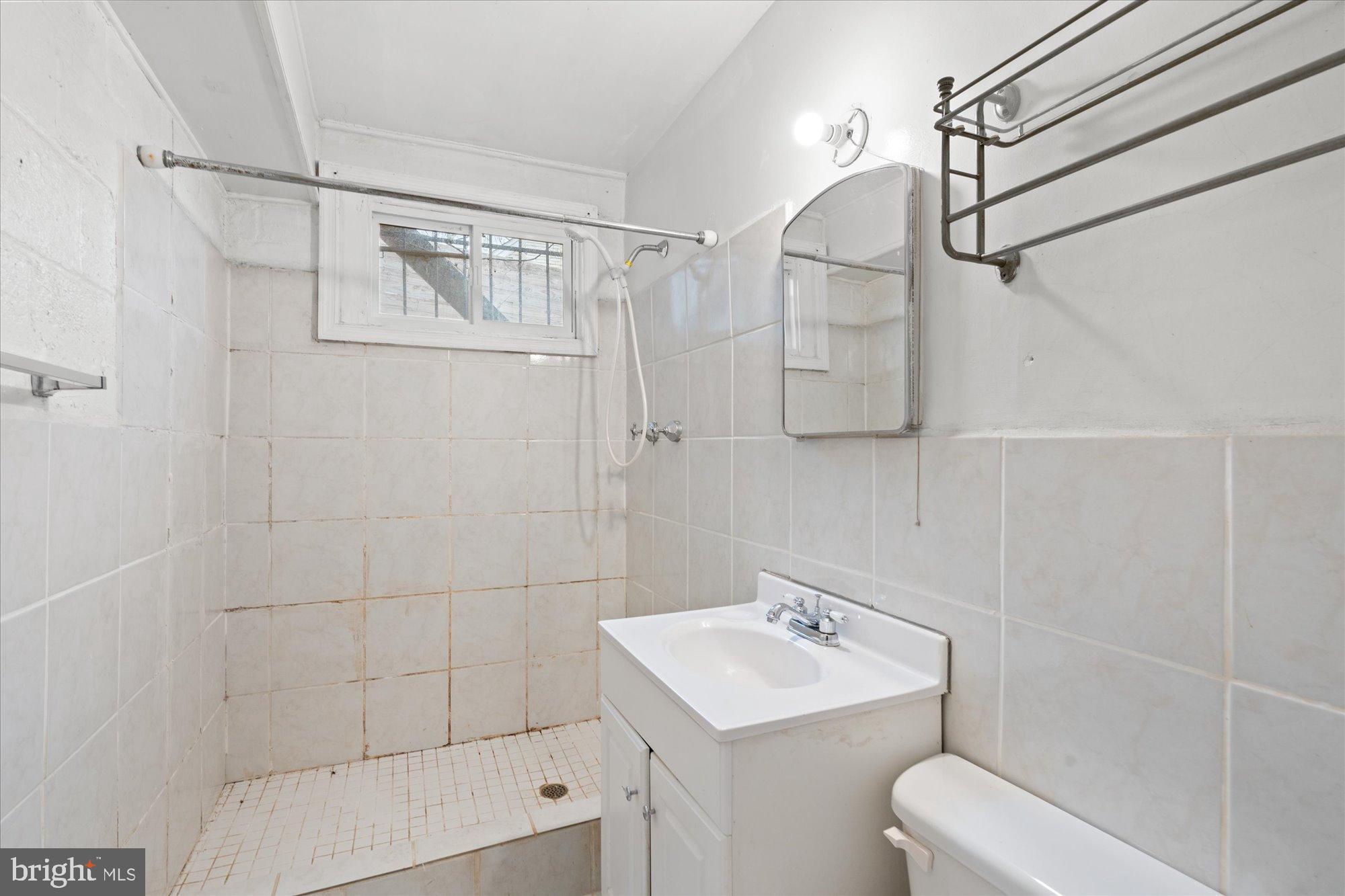 414 CHESAPEAKE STREET SE