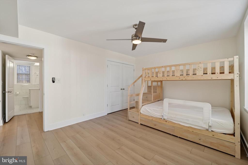 3450 39TH STREET NW A685