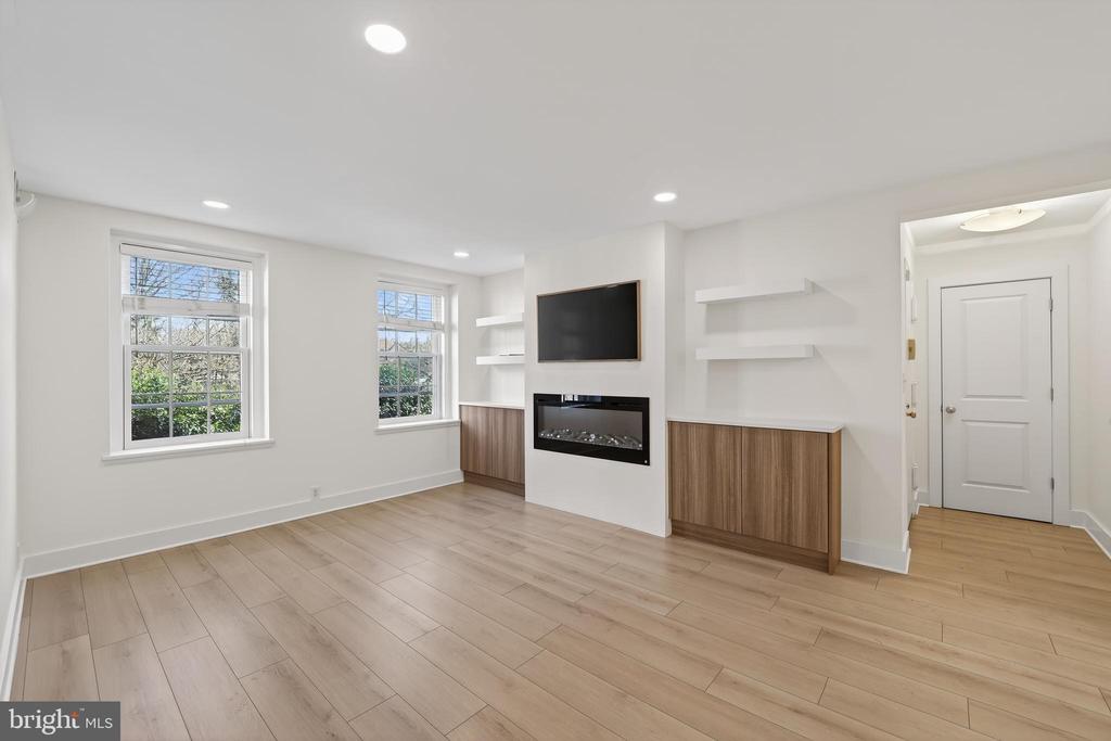 3450 39TH STREET NW A685