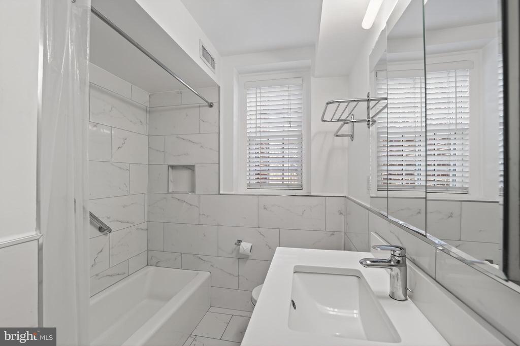 3450 39TH STREET NW A685