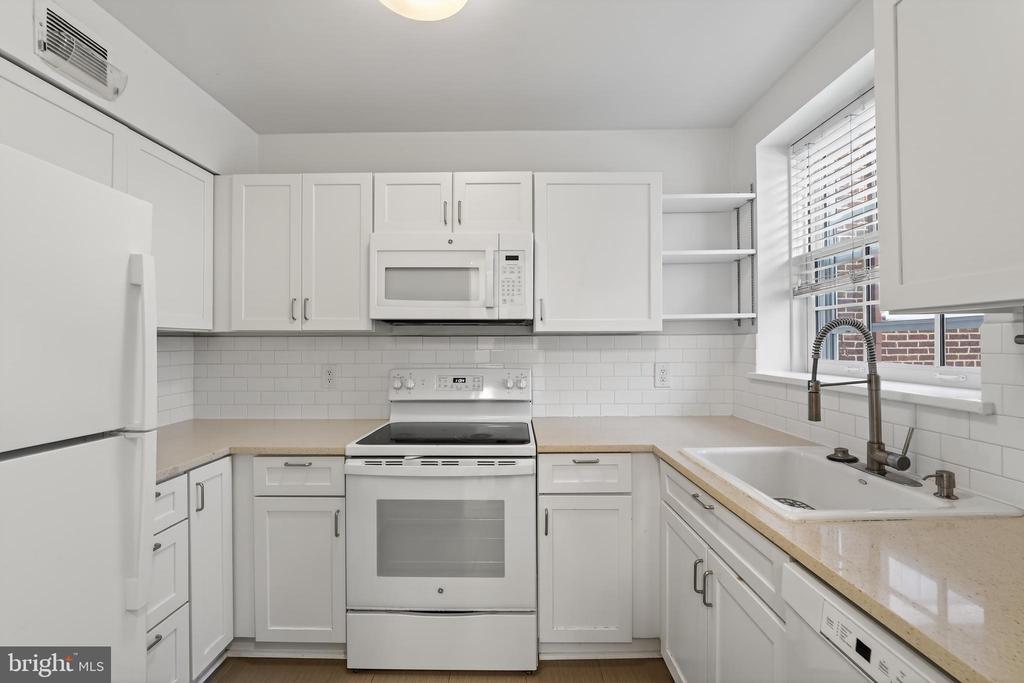 3450 39TH STREET NW A685