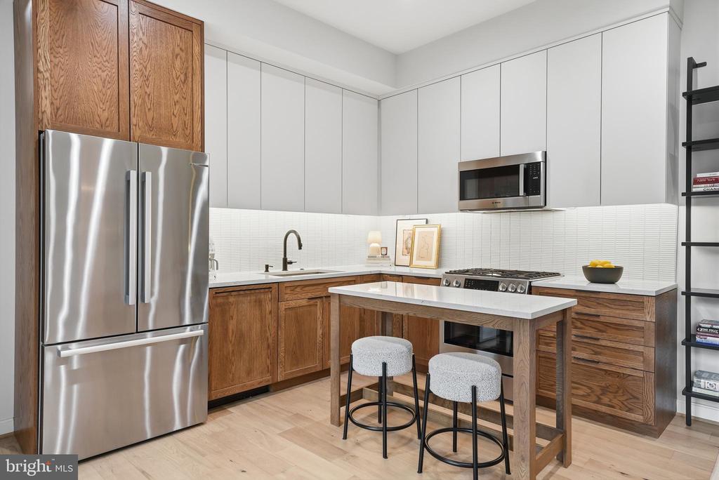 2525 PENNSYLVANIA AVENUE NW 301