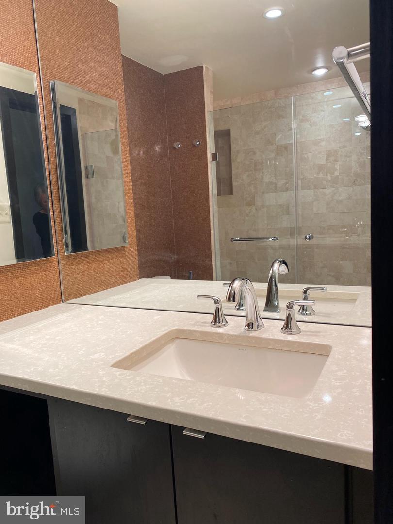 4200 MASSACHUSETTS AVENUE NW 615