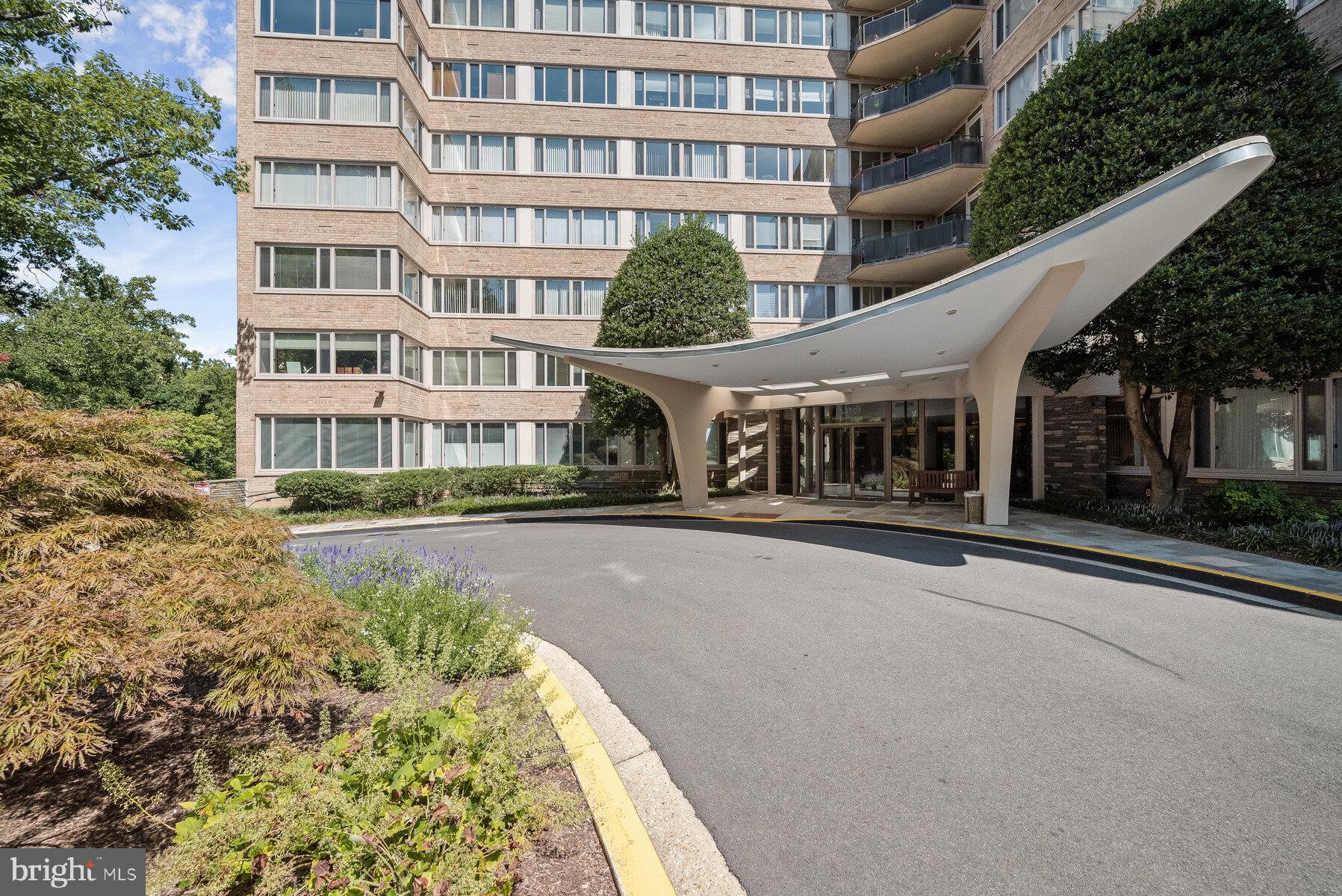 4101 CATHEDRAL AVENUE NW 910