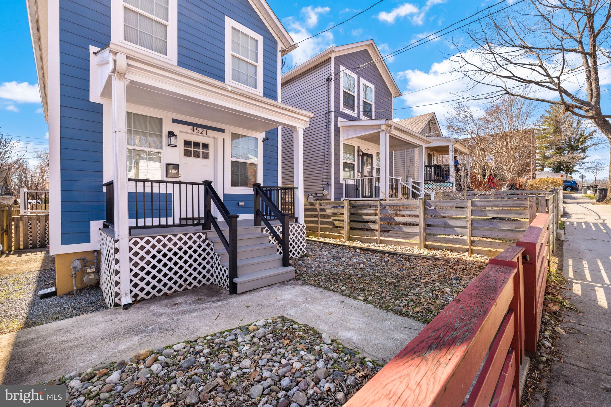 4521 CLAY STREET NE