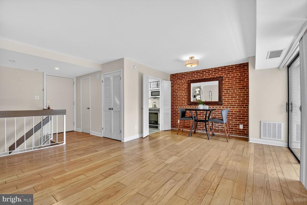 3225 GRACE STREET NW 101