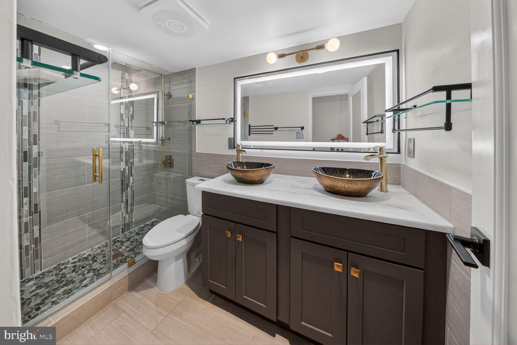 4201 CATHEDRAL AVENUE NW 222W