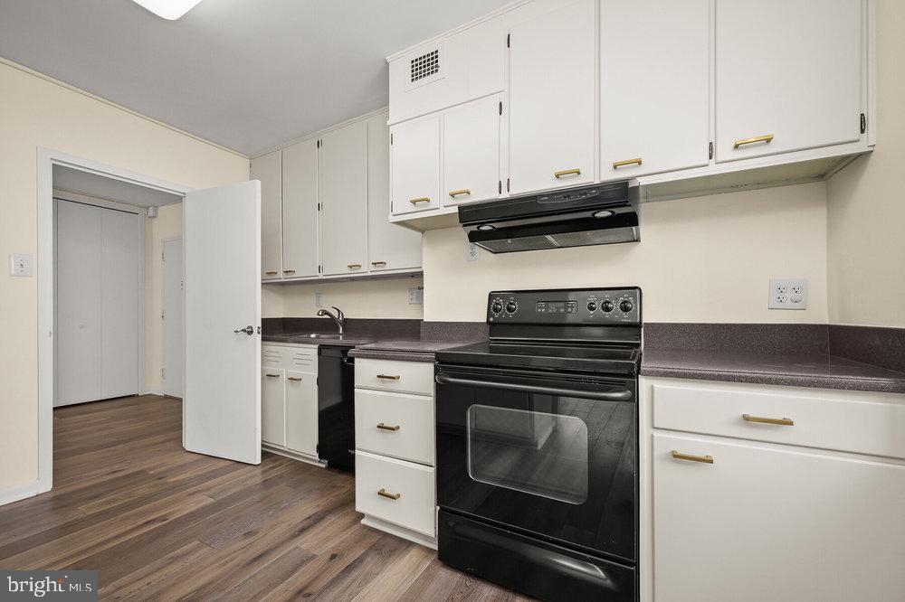 4101 CATHEDRAL AVENUE NW 910