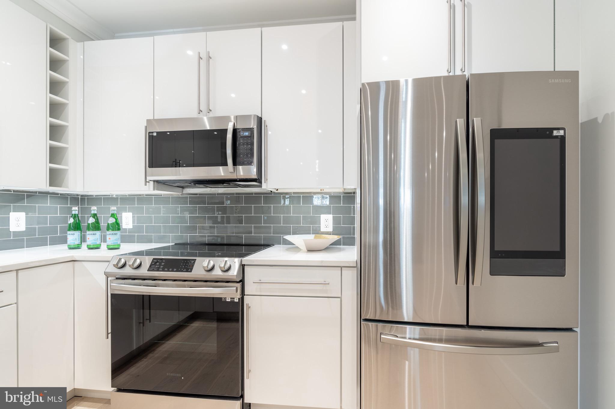 1128 BUCHANAN STREET NW 1