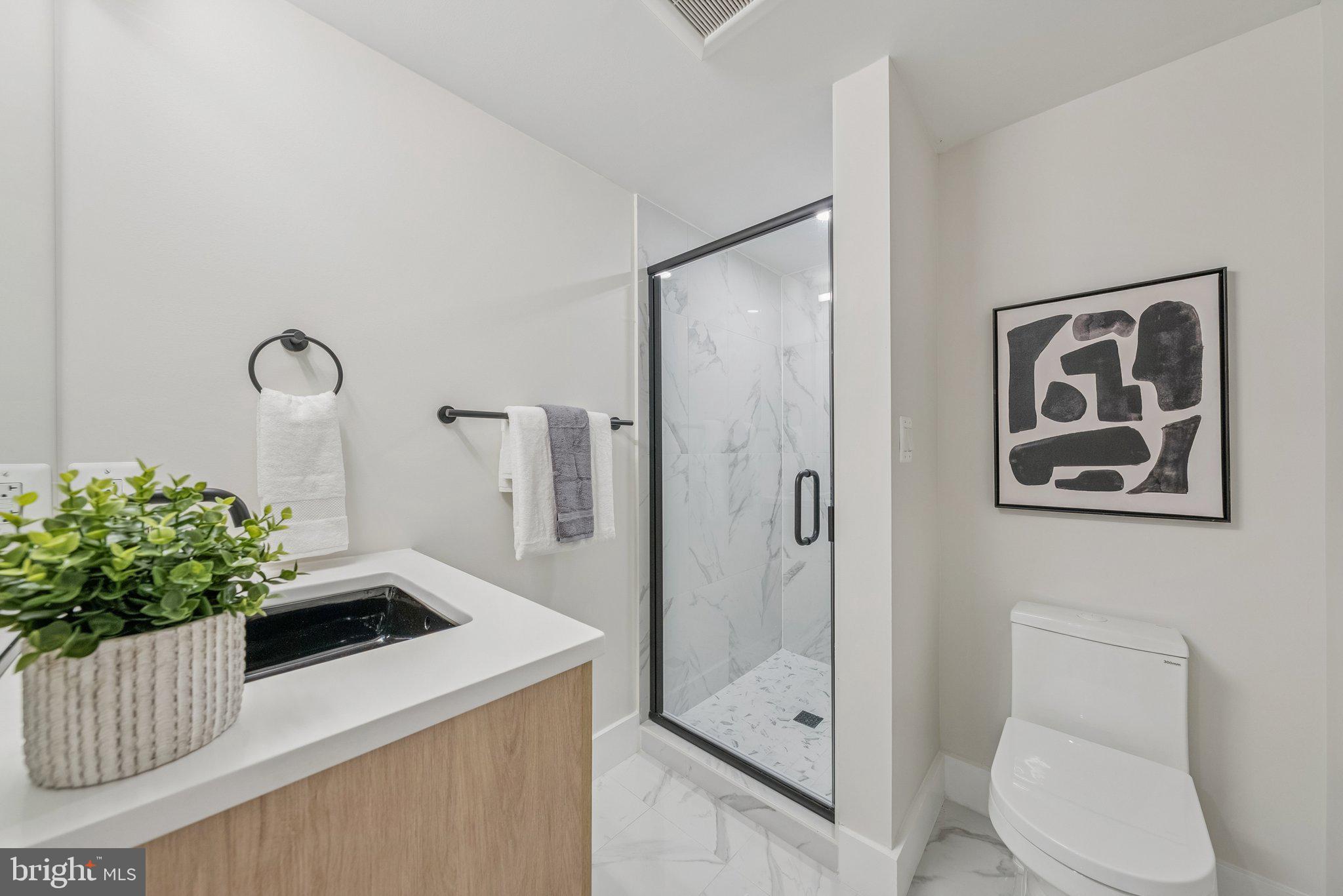 2134 WISCONSIN AVENUE NW 2