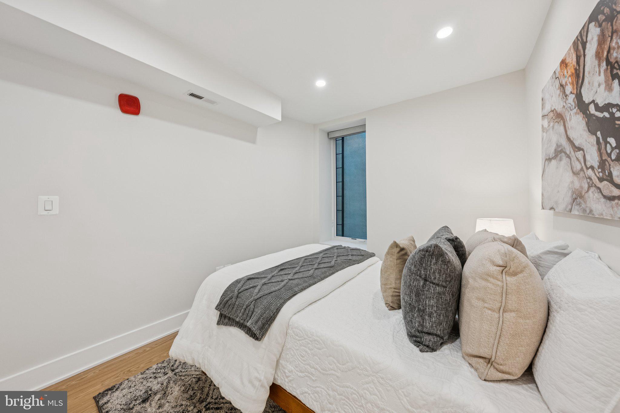 2134 WISCONSIN AVENUE NW 2