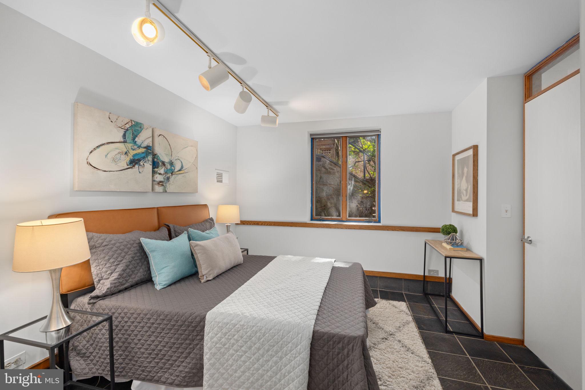 2333 NEBRASKA AVENUE NW