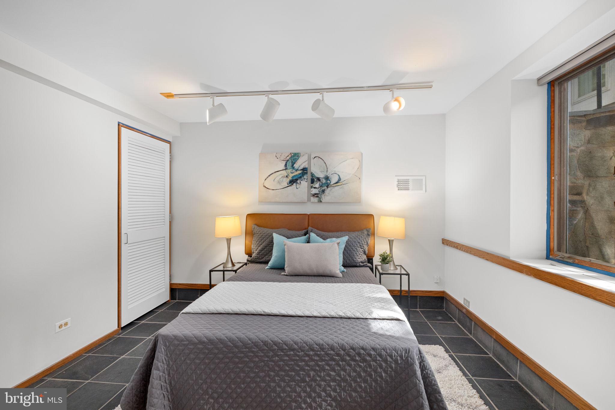 2333 NEBRASKA AVENUE NW