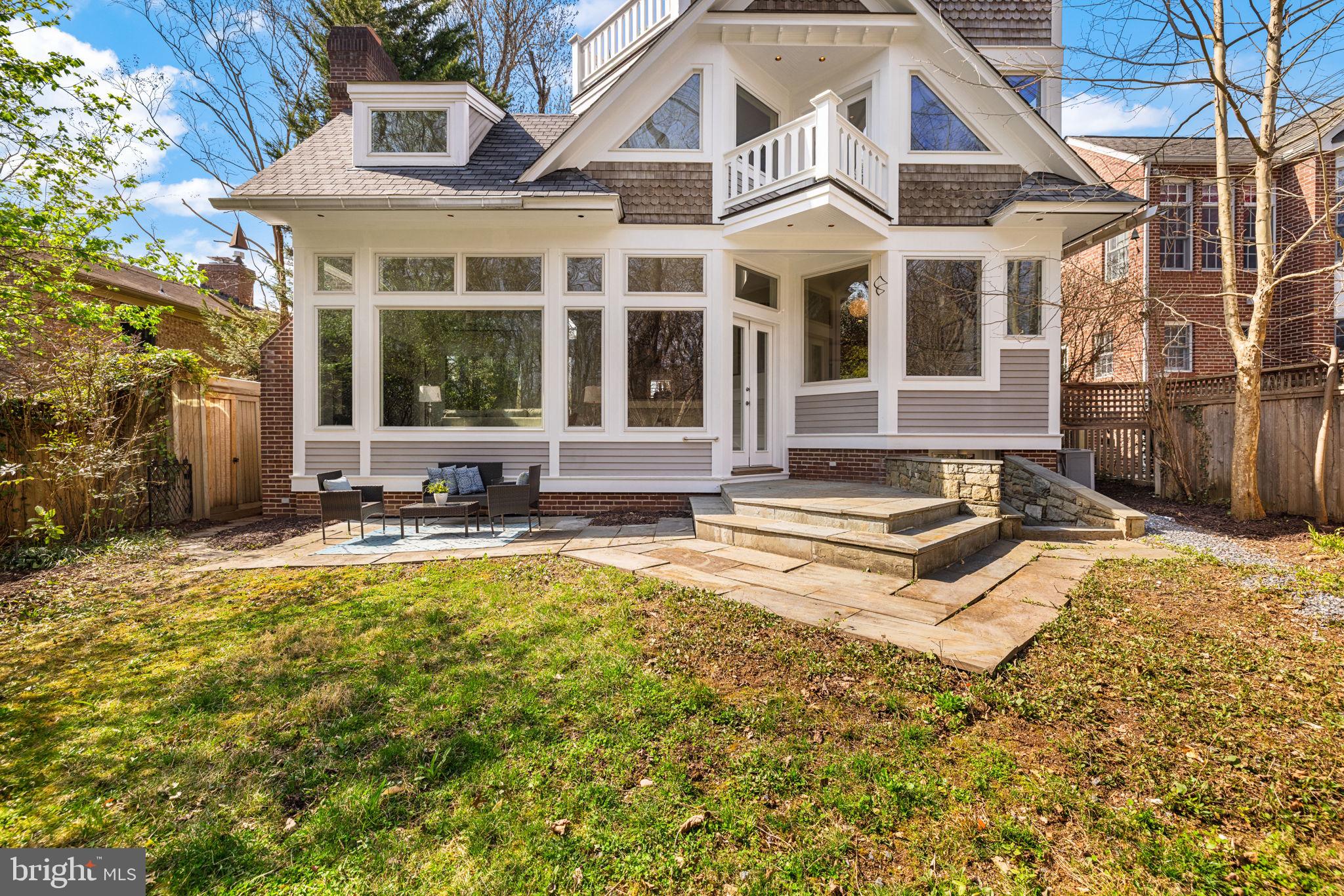 2333 NEBRASKA AVENUE NW