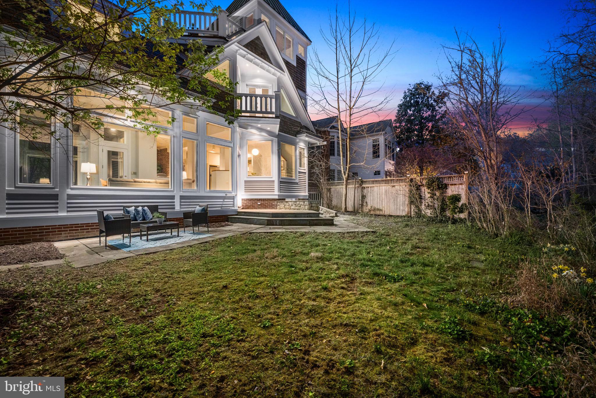 2333 NEBRASKA AVENUE NW