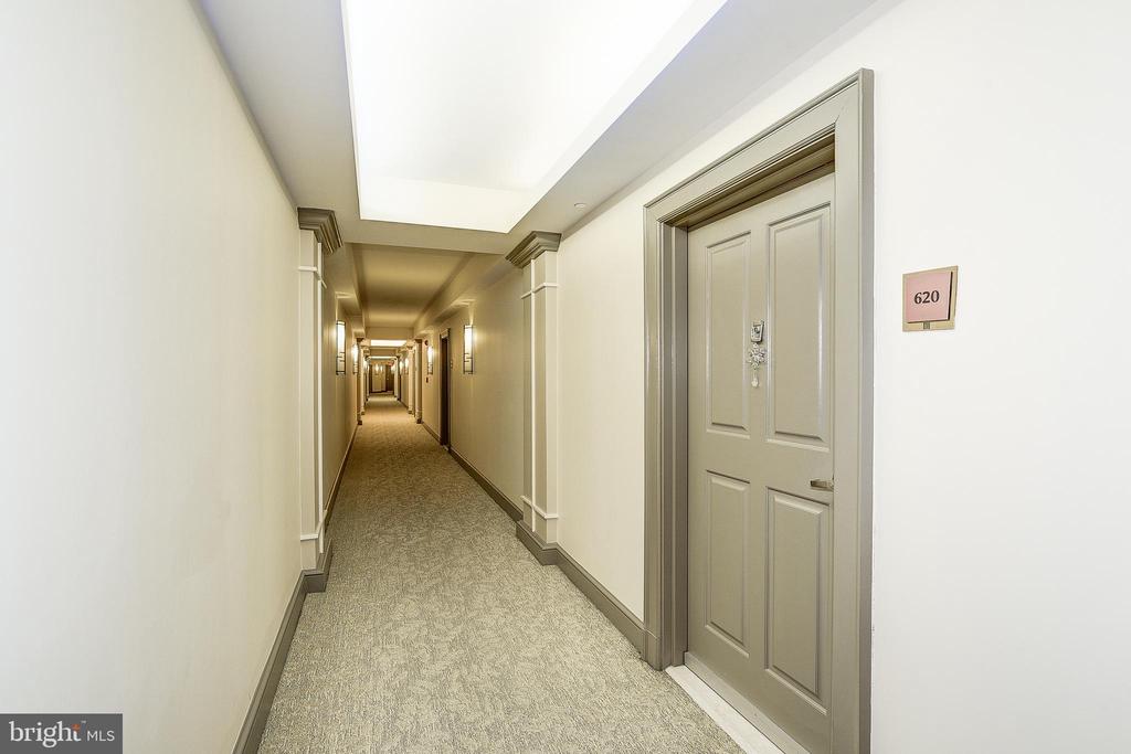 777 7TH STREET NW 620