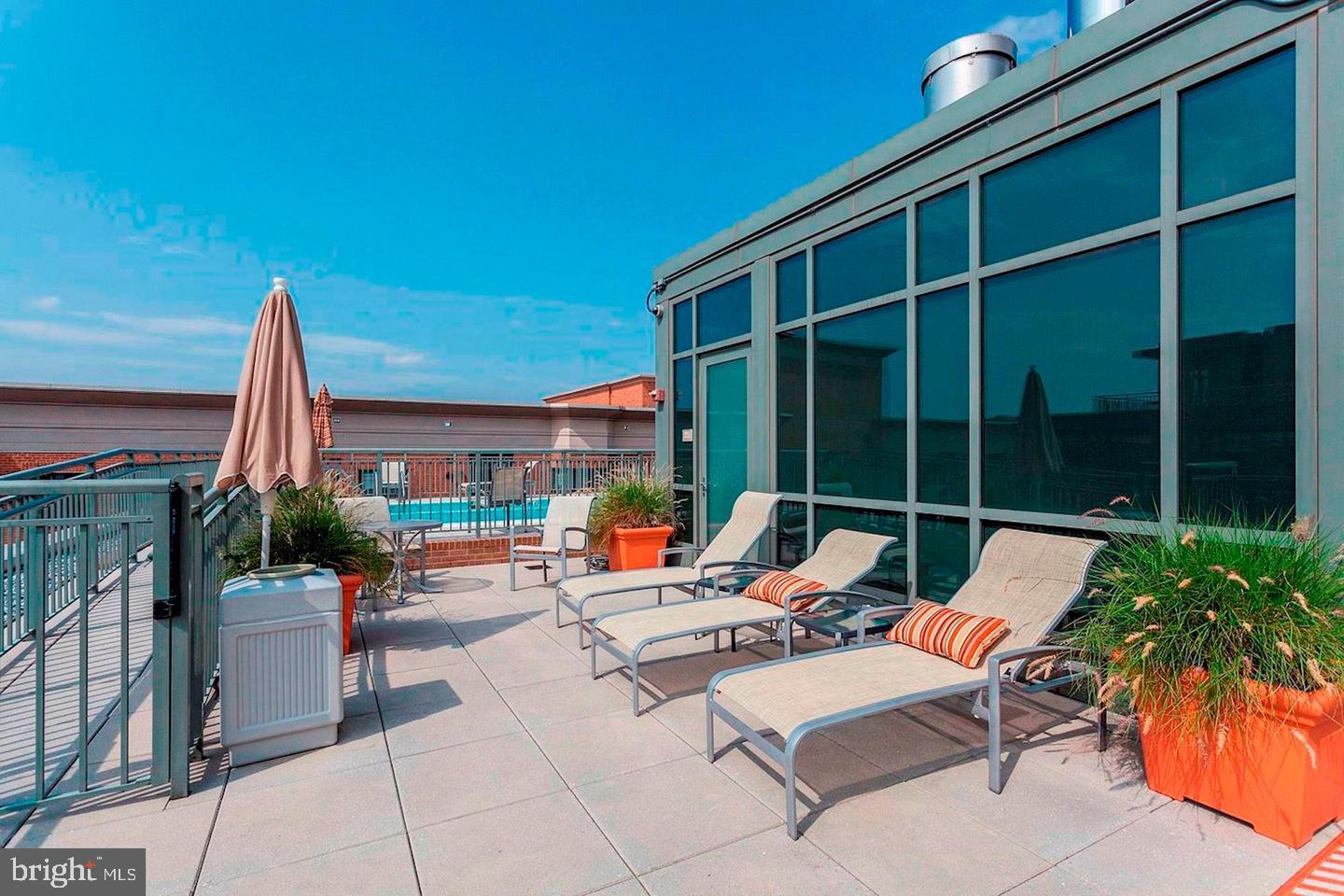 2425 L STREET NW 520