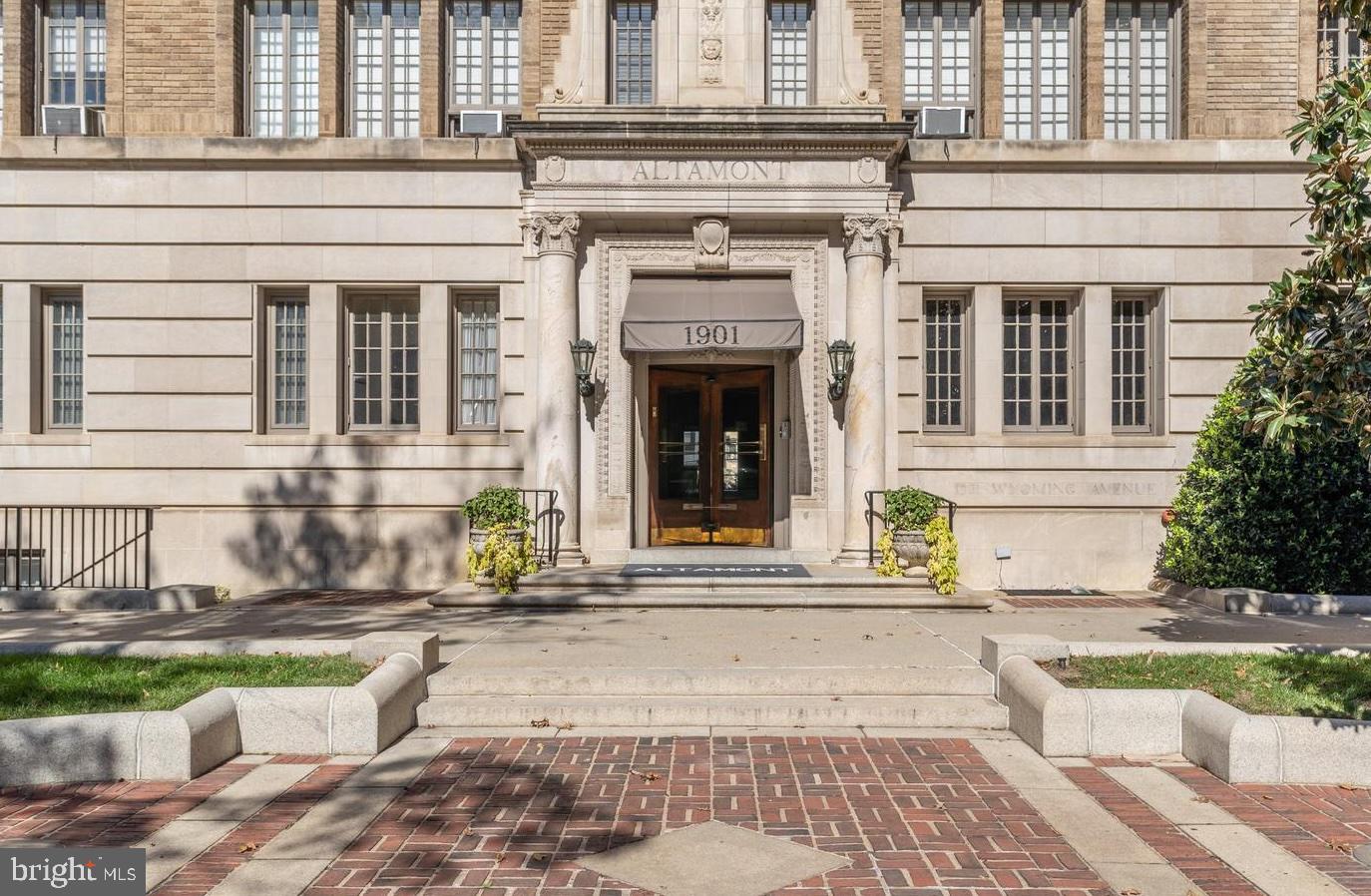 1901 WYOMING AVENUE NW