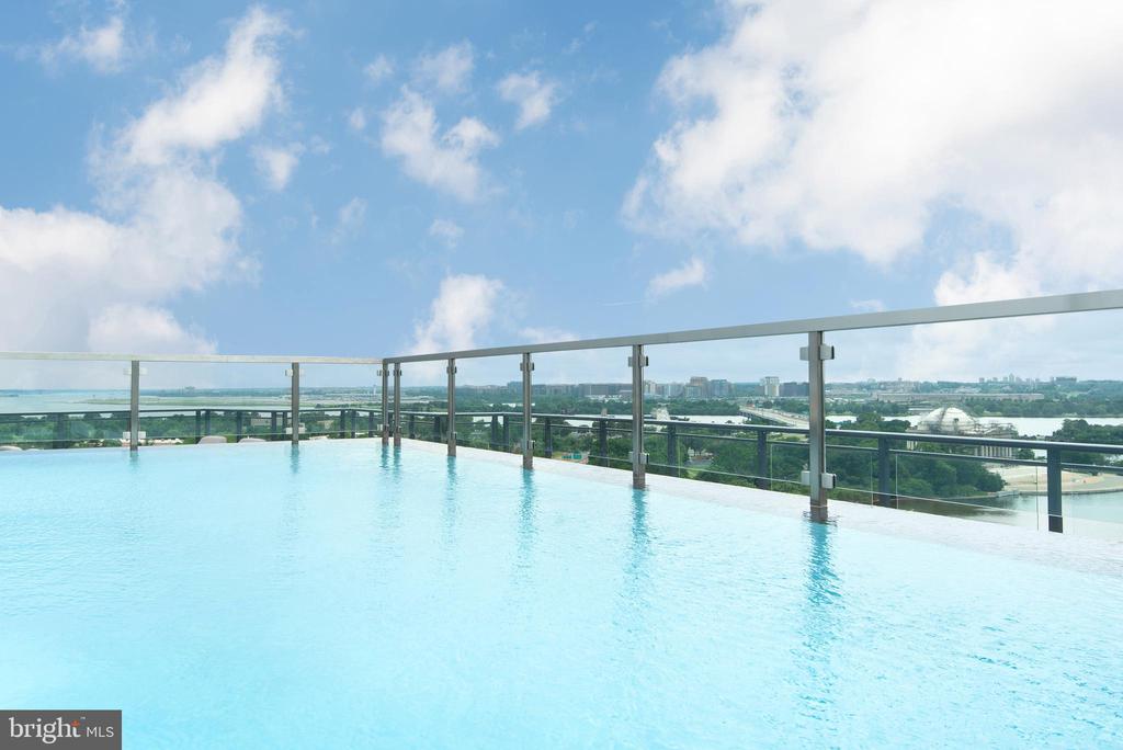 1331 MARYLAND AVE SW 1136