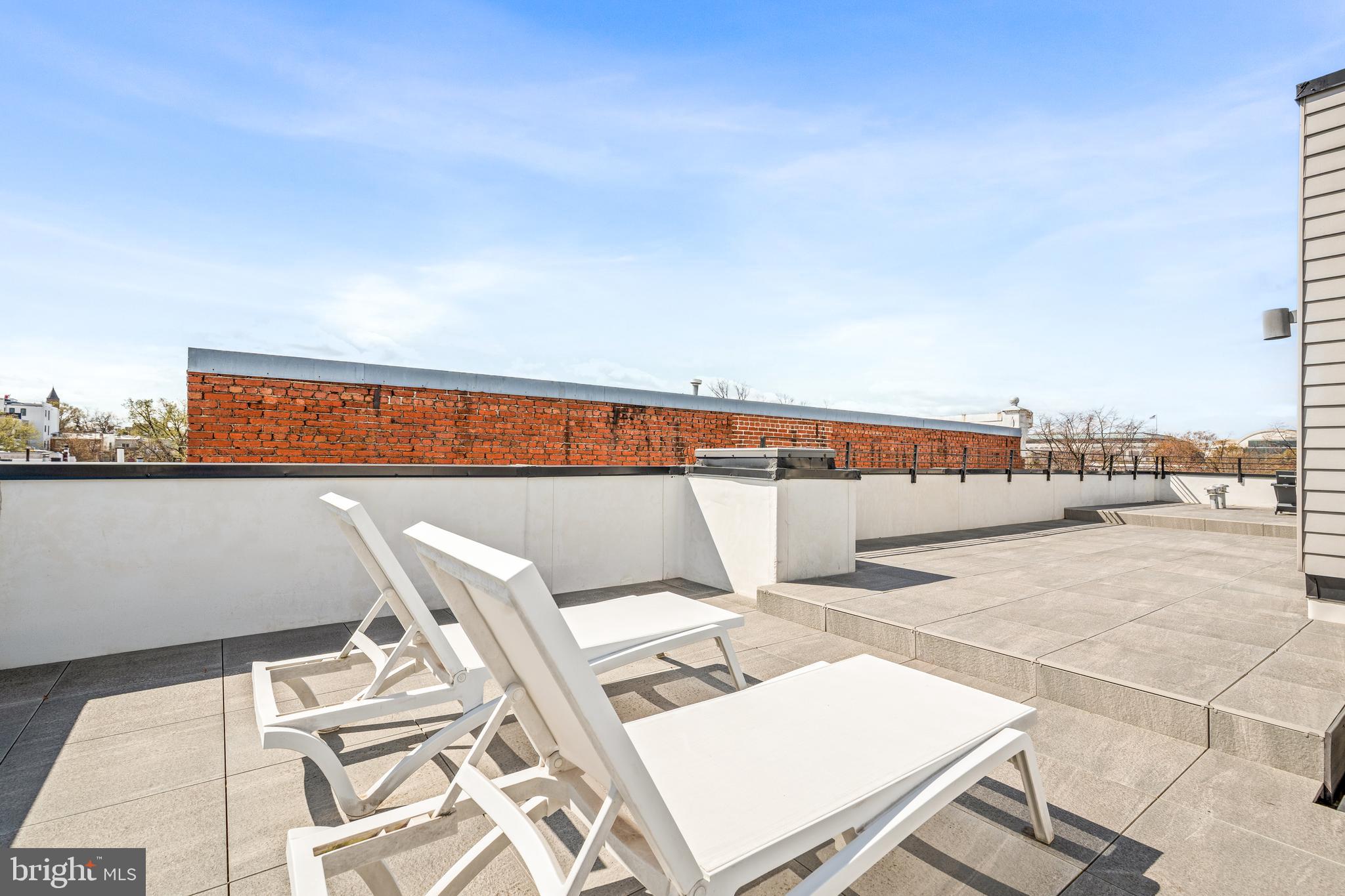 625 5TH STREET NE 2