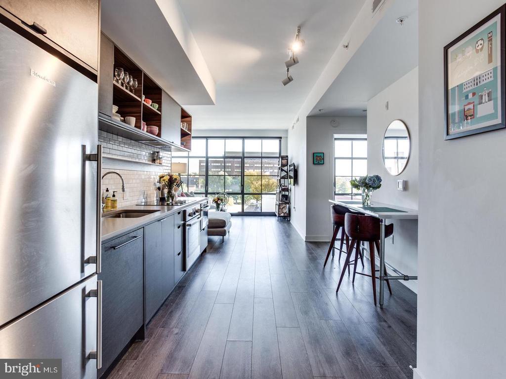 2030 NW 8TH STREET NW 503