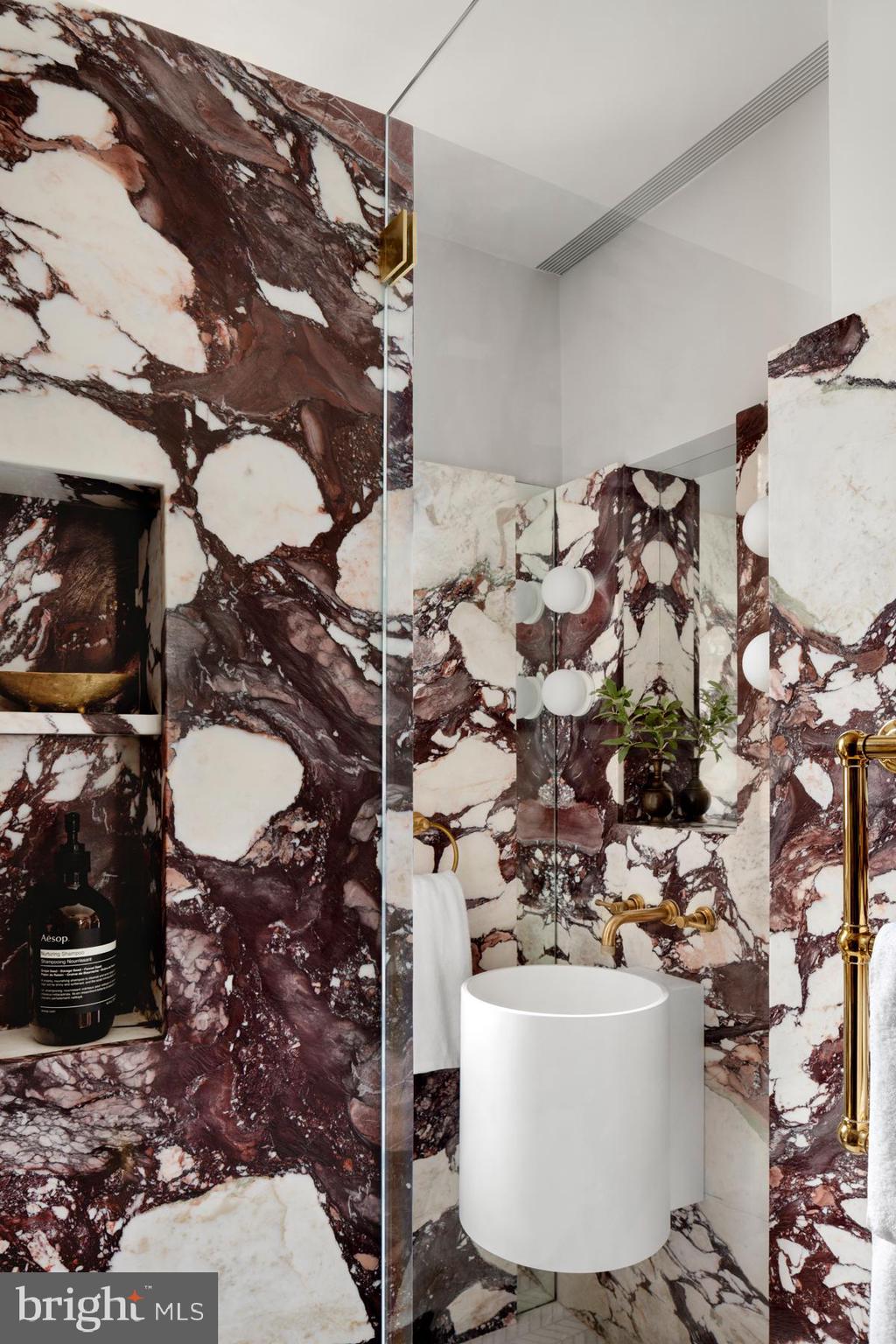 1835 PHELPS PLACE NW 42