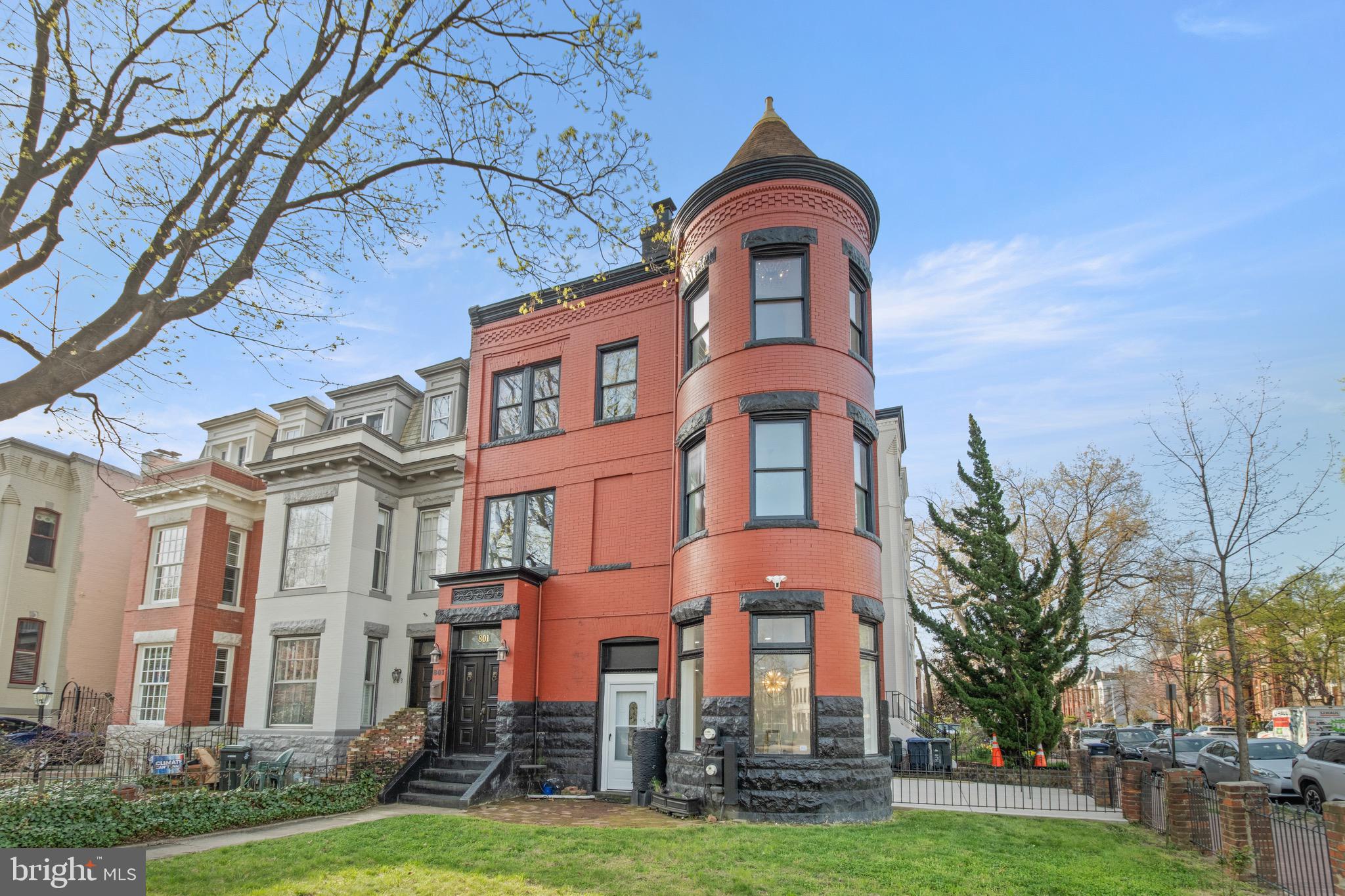 801 EAST CAPITOL STREET SE