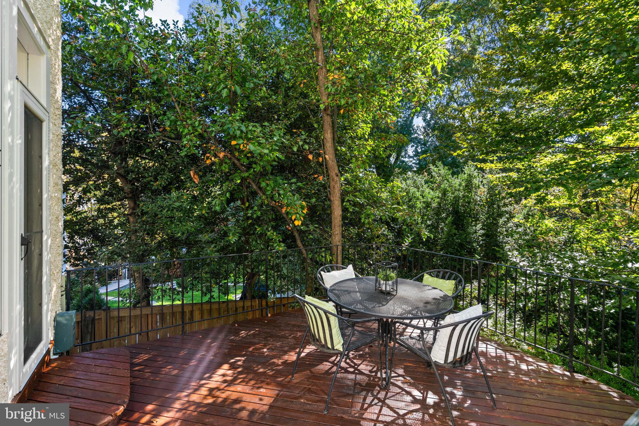 3214 NEWARK STREET NW